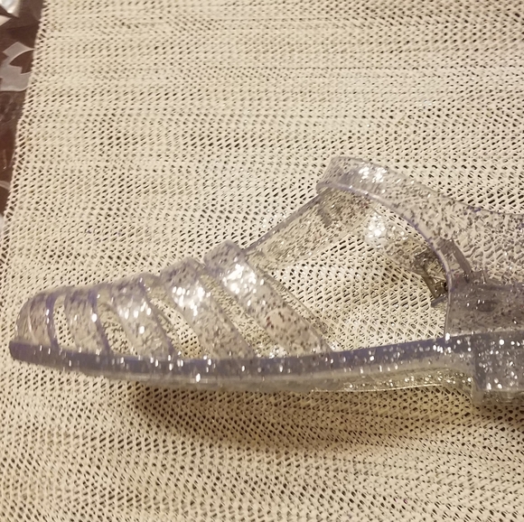 Flat Jelly Sandals - Picture 6 of 11